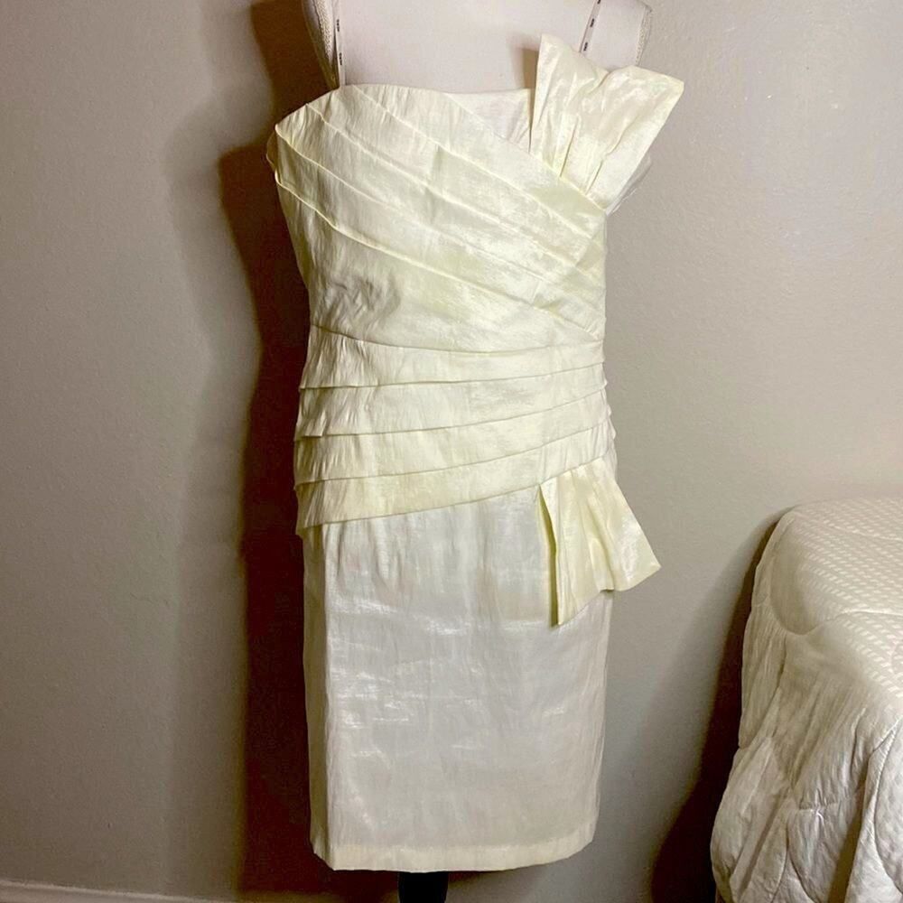 White formal 20W strapless Dress Layered